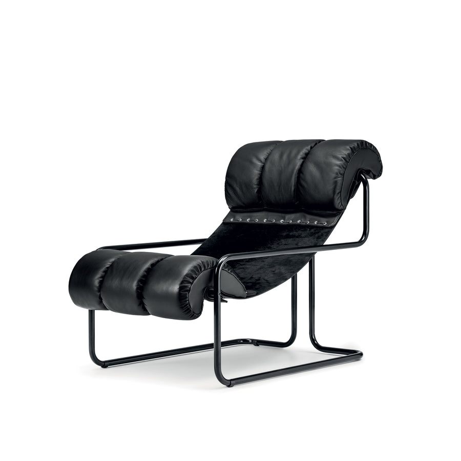 4Mariani Tucroma Armchair, black leather, front turned