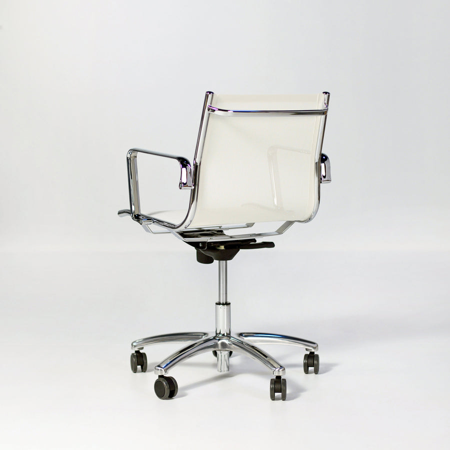 Luxy Light, Mesh Shell, Medium Back Armchair, back turned, © Spencer Interiors Inc.