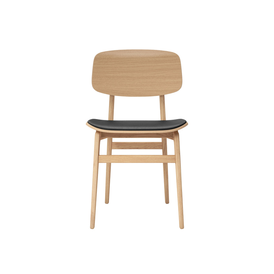 Norr11 Denmark, NY11 Dining Chair, Natural Oak, Black leather, front | Spencer Interiors