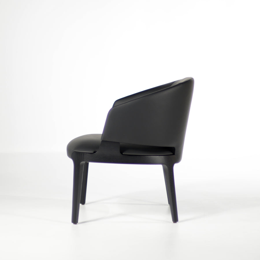 Potocco Velis Lounge Armchair 942/PLA, profile | © Spencer Interiors