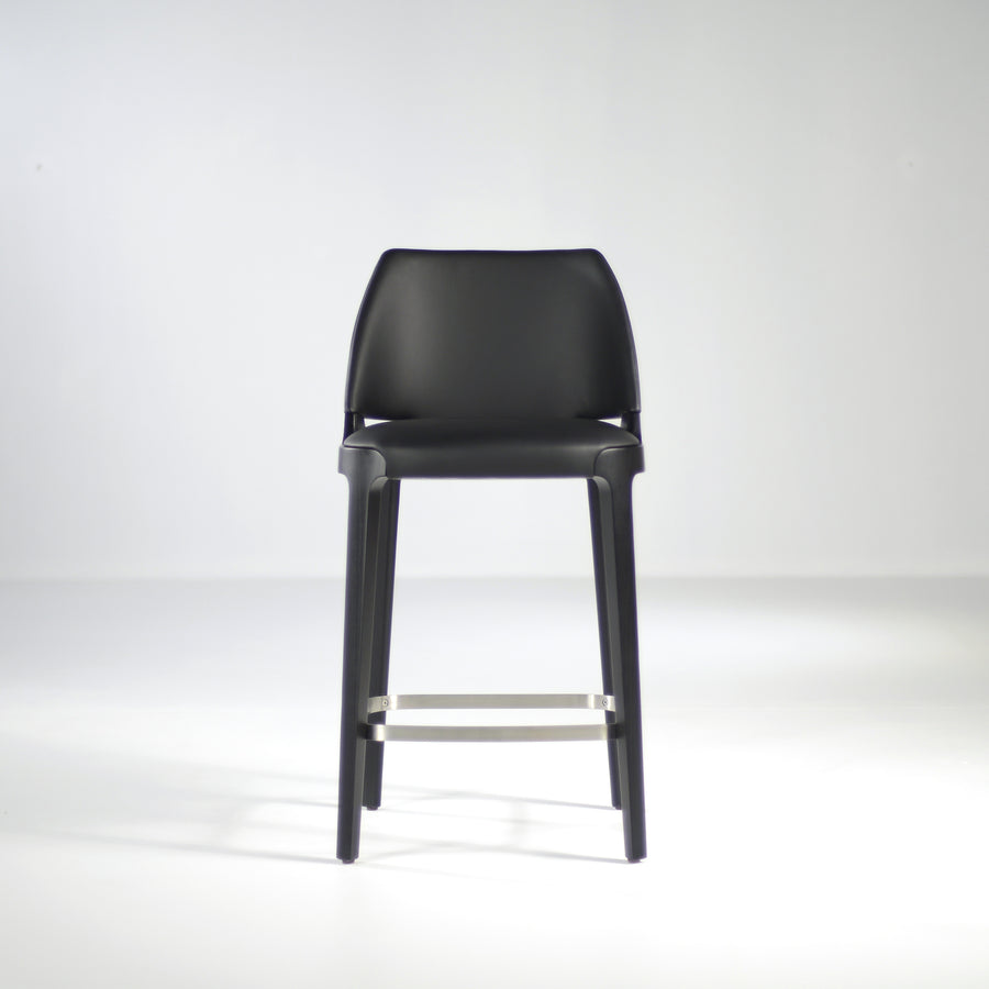 Potocco Velis Counter Stool in Carbon Stained Ash, front  | © Spencer Interiors