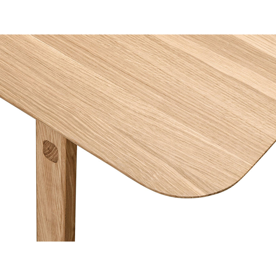 WOAK Malin Extension Table in solid Natural Oak, corner detail
