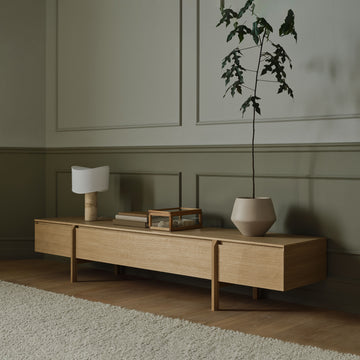 BOLIA Daia Lowboard with Drawer, Oiled Oak, ambient 1