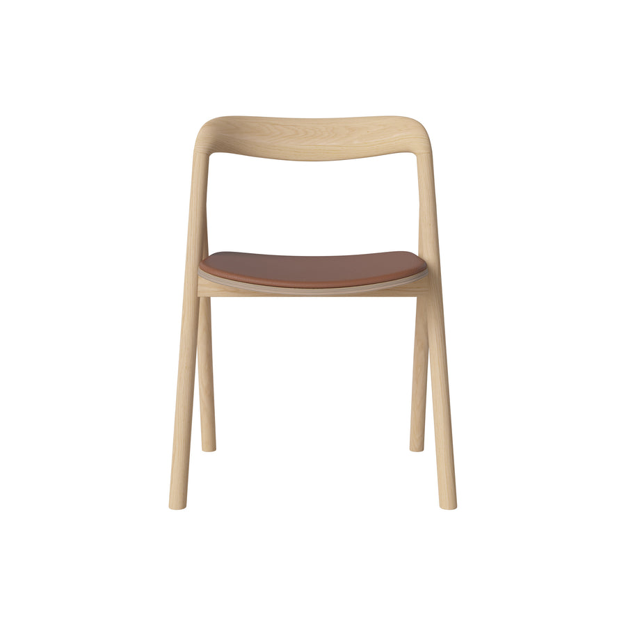 BOLIA Fenri Dining Chair in White Pigmented Oak, Quattro Cognac