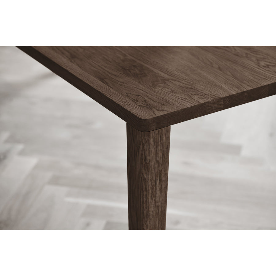 BOLIA Graceful Table detail in Dark Oiled Oak