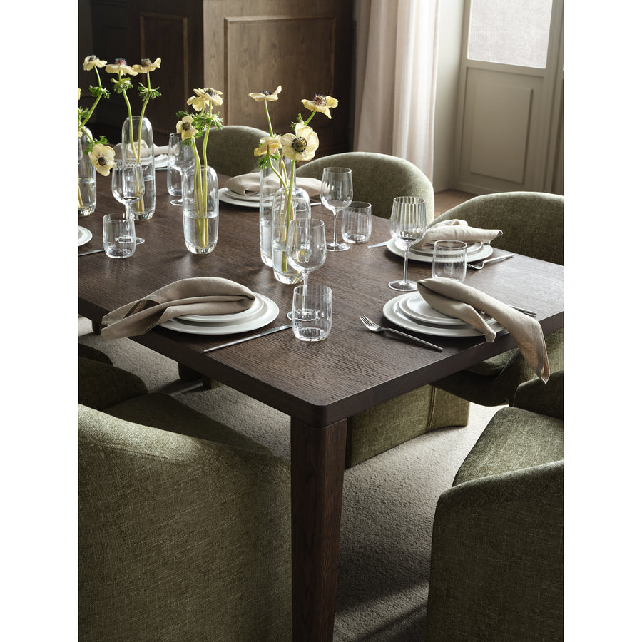 BOLIA Graceful Dining Table detail