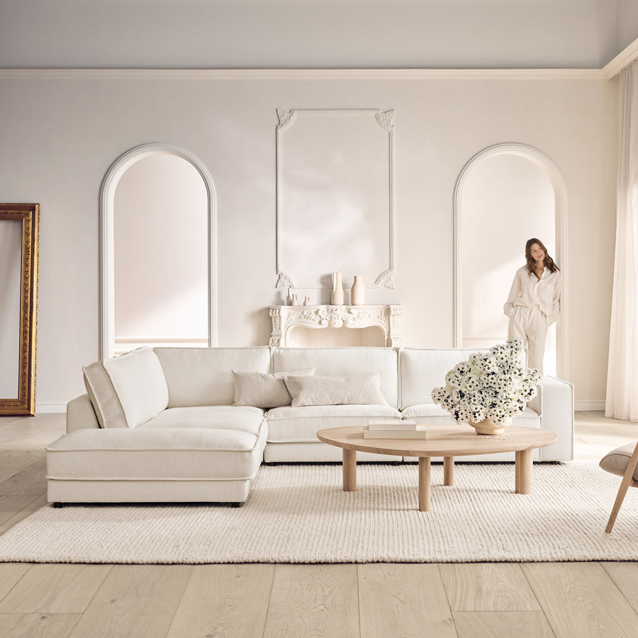 Noora Sectional, ambient