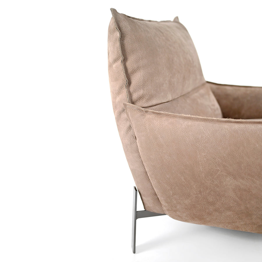 CIERRE Tulip Armchair in Nabuk 97, detail. ©Spencer Interiors Inc. 2024