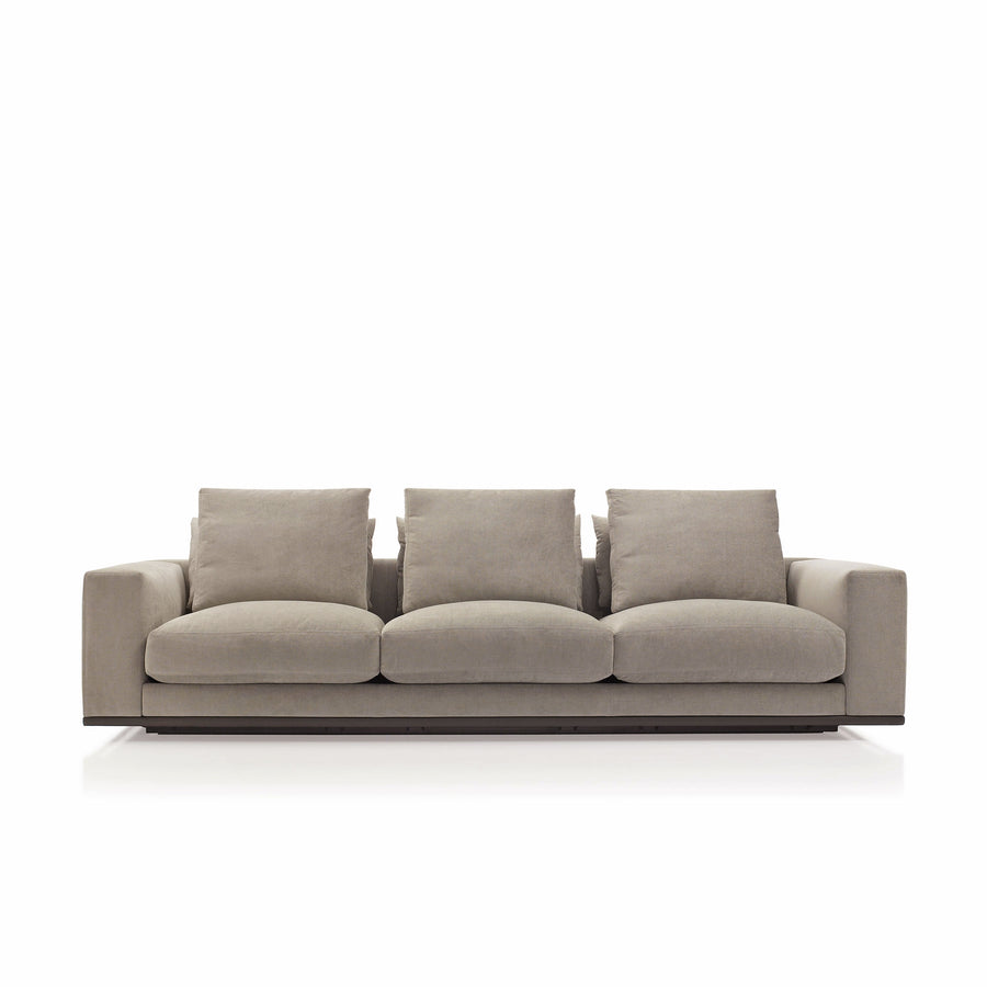 Casadesus Mauro Sofa 265 in Crevin Velvety, front facing