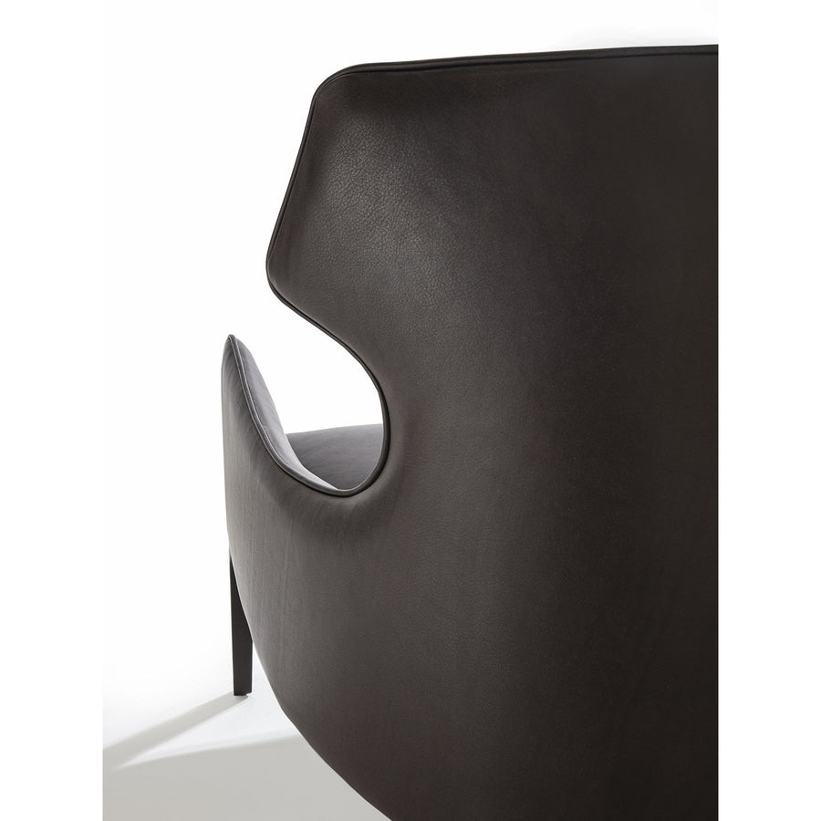 FRIGERIO Crosby Armchair, leather detail 3