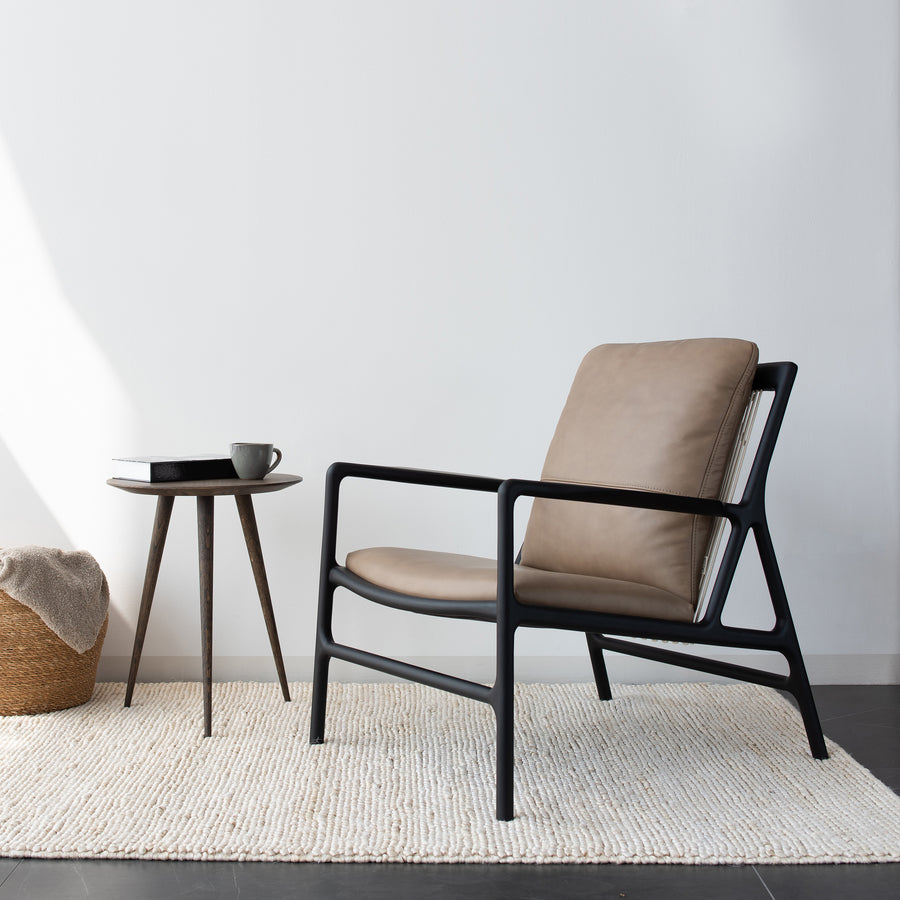 GAZZDA Dedo Easy Chair, Black Lacquered Oak, Dakar Leather Stone, ambient 2