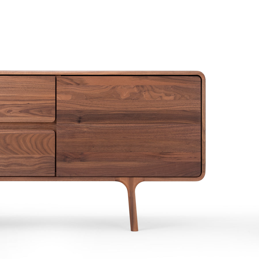 Fawn Sideboard 180, Walnut, detail