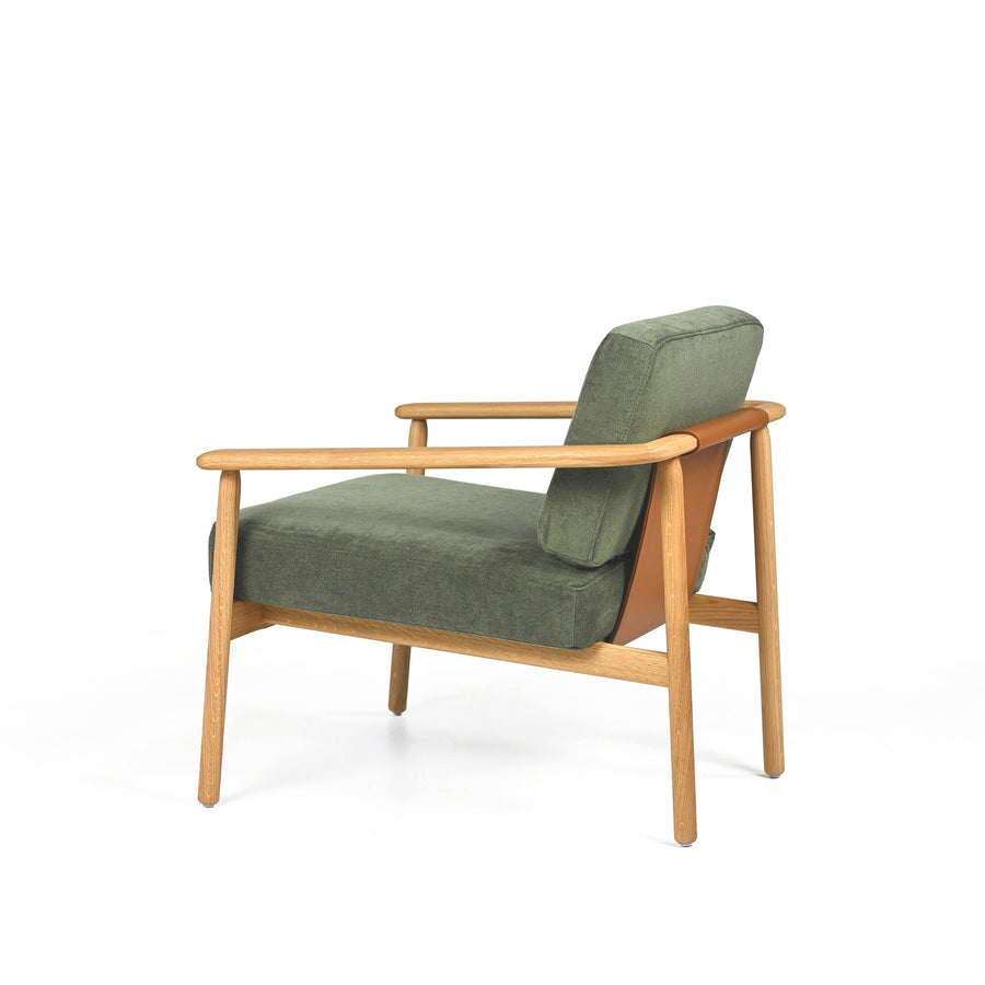 INCLASS Wudi Armchair, ©Spencer Interiors Inc. 2025, profile turned left B
