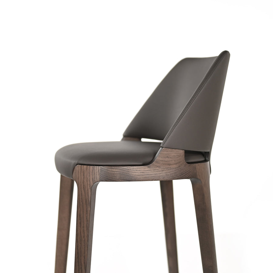 Potocco Velis Stool in Moka Stain, seat detail, ©Spencer Interiors Inc.