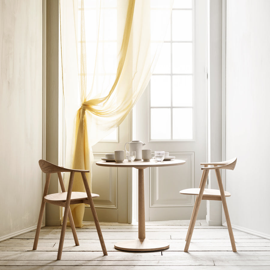 BOLIA Swing Chair in White Pigmented Oak, ambient 7