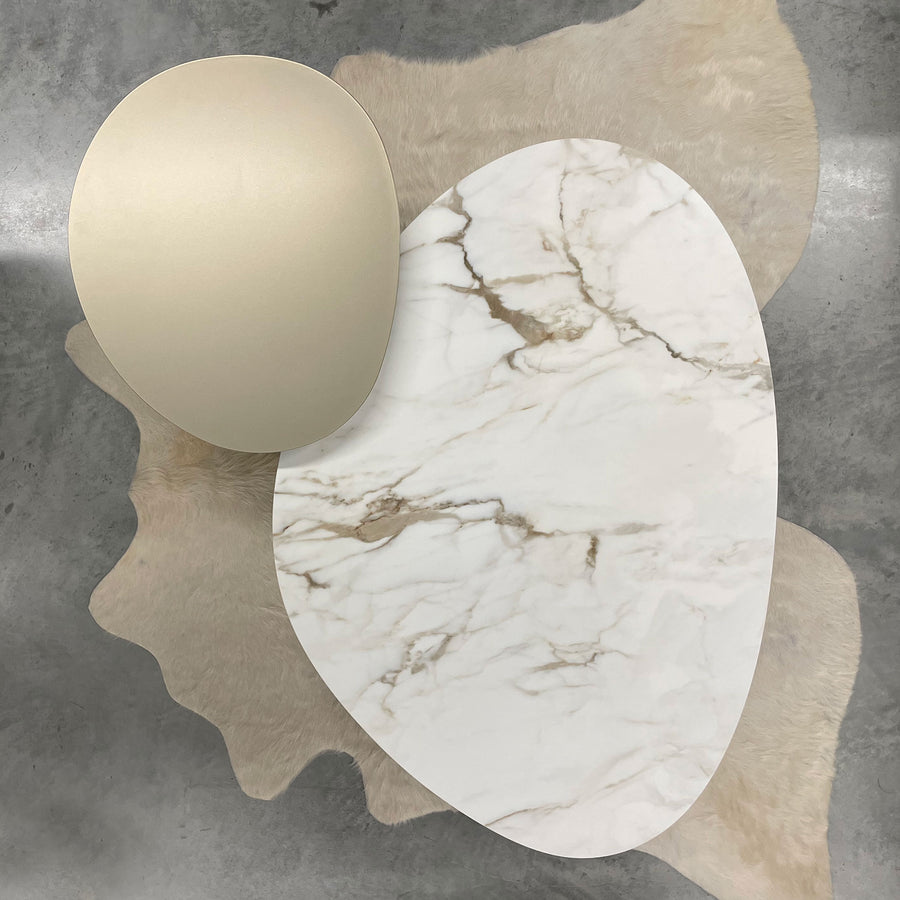 Bonaldo Kumo 100 Calacatta Silk ceramic top, Kumo 53 Pearl Gold, © Spencer Interiors Inc. 2022