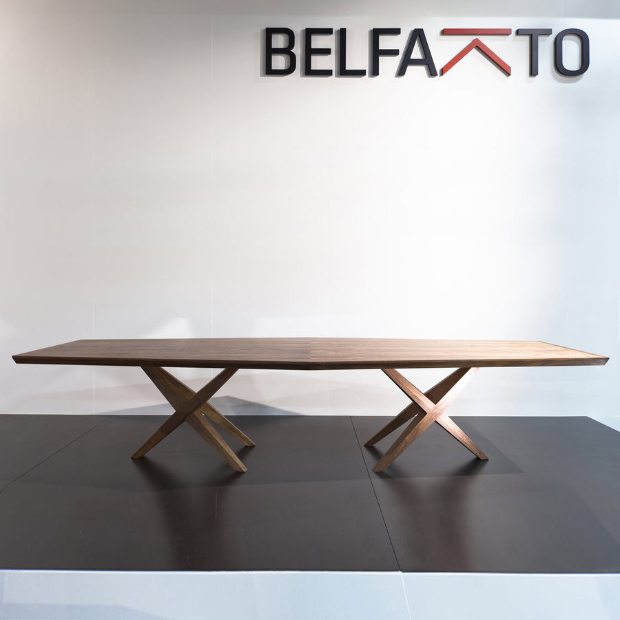 Belfakto Vitox Table in Solid Wood, 3