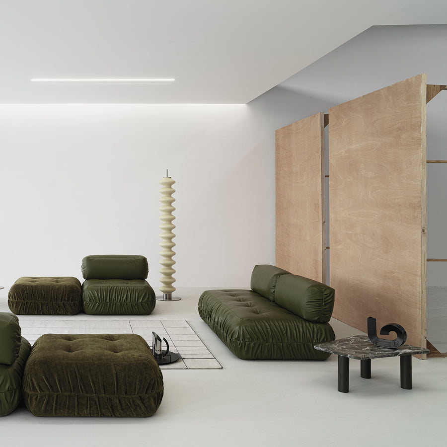 CIERRE Option Armless Sofa 195 in leather Ibiza, ambient