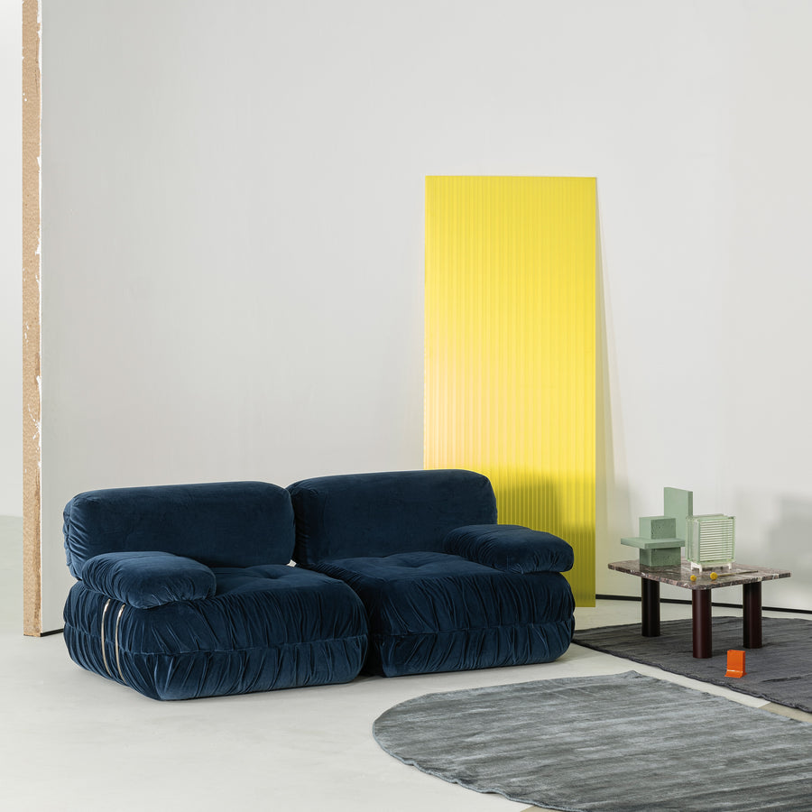 CIERRE Option 2 piece modular sofa in fabric, ambient