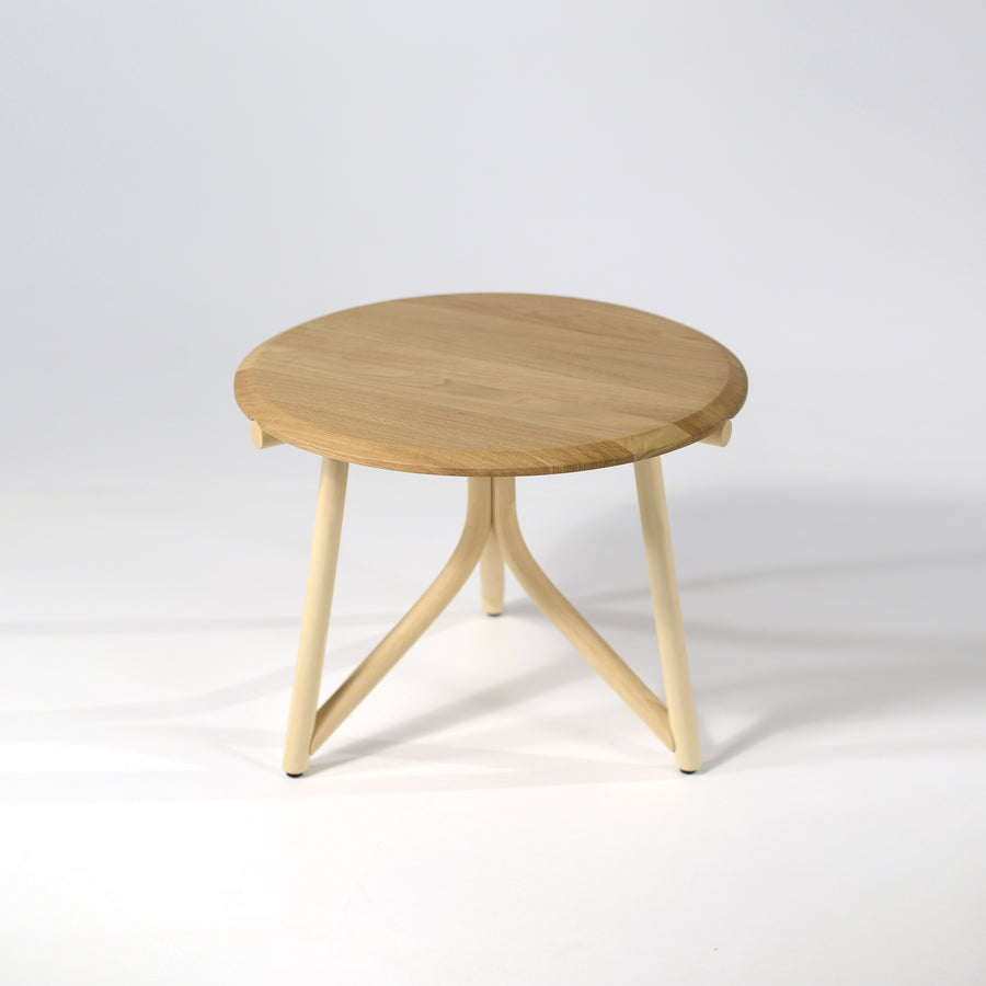 Expormim kiri low table 60, © Spencer interiors Inc.