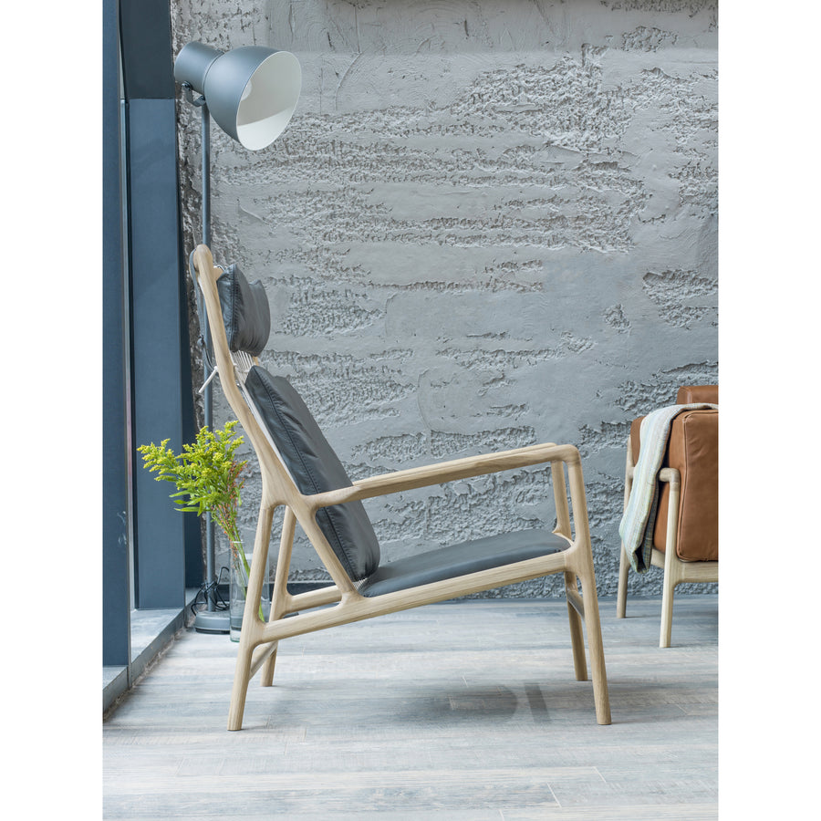 Gazzda Dedo Lounge Chair in solid Oak 3