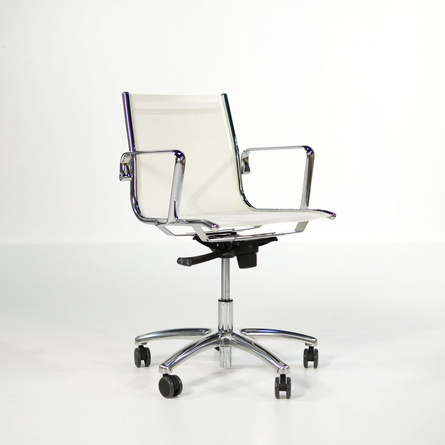 Luxy Light, Mesh Shell, Medium Back Armchair, front turned, © Spencer Interiors Inc.