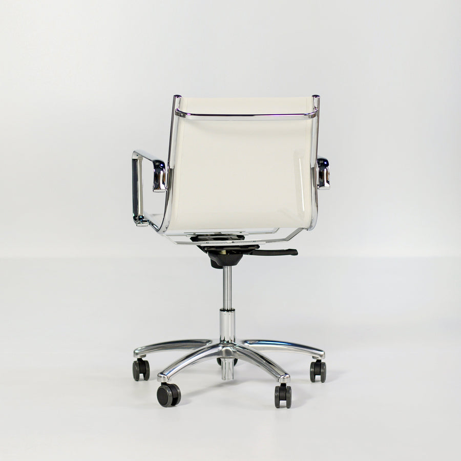 Light, Mesh Shell, Medium Back Armchair