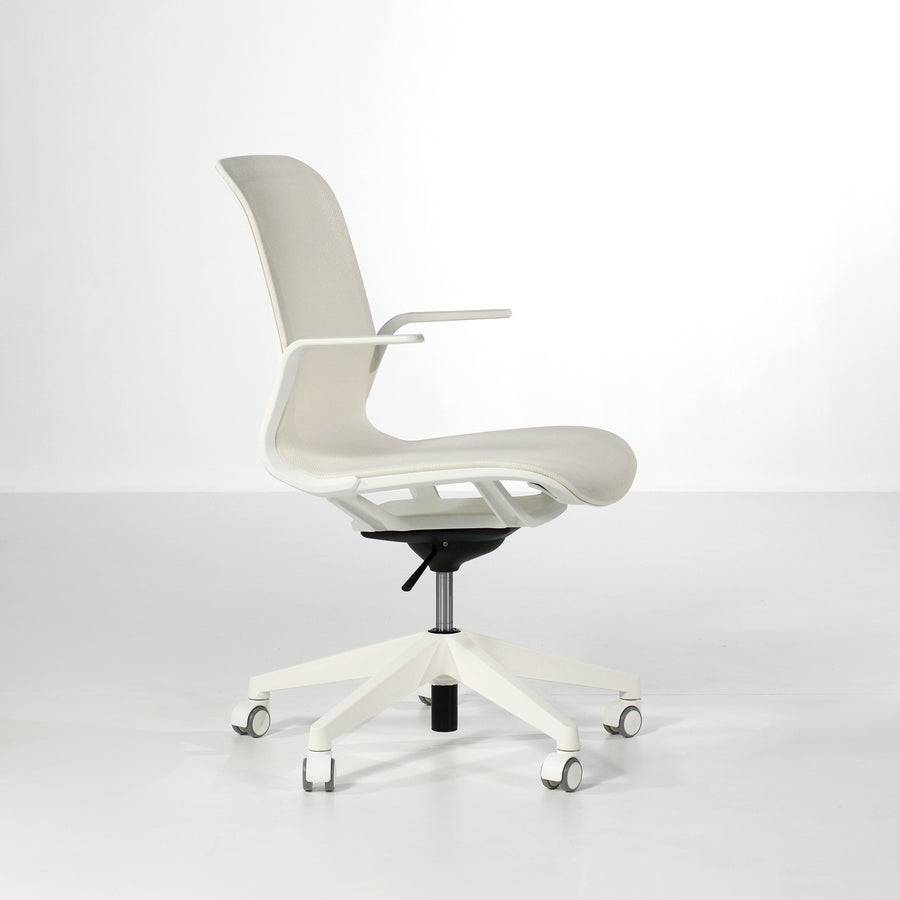 Luxy SmartLight Armchair in White, profile 2  - made in Italy, © Spencer Interiors Inc.