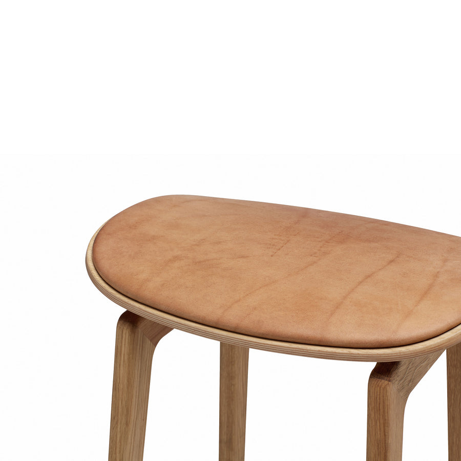 Norr11 NY11 Stool in Smoked Oak, seat detail | Spencer Interiors