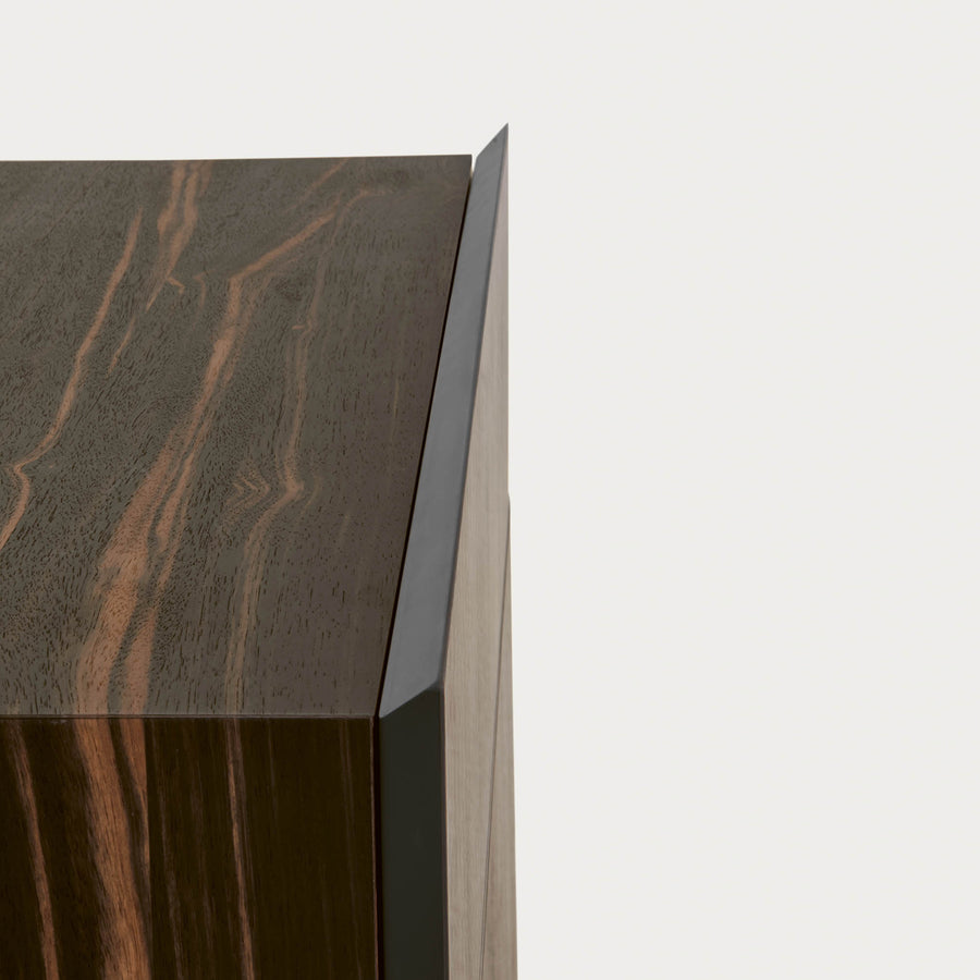 Pianca Tosca Nightstand, drawer edge detail, made in Italy | Spencer Interiors