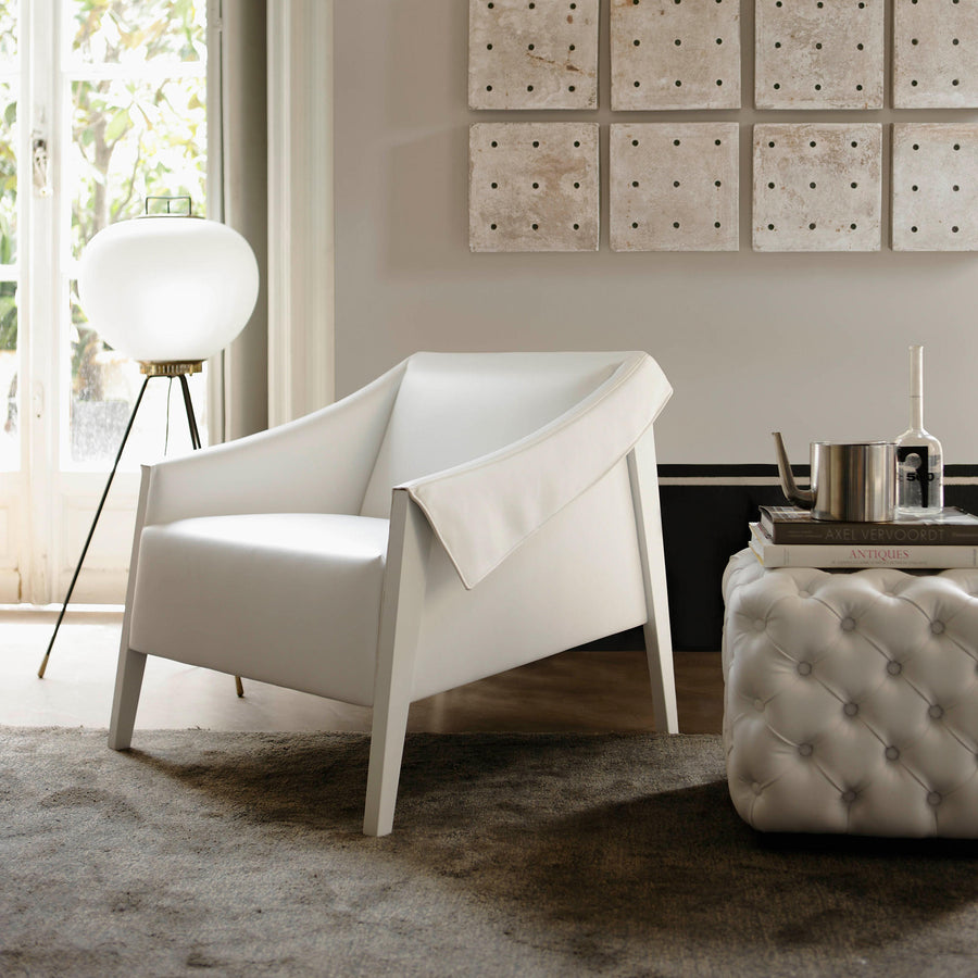 PORADA Ara Armchairs in Leather