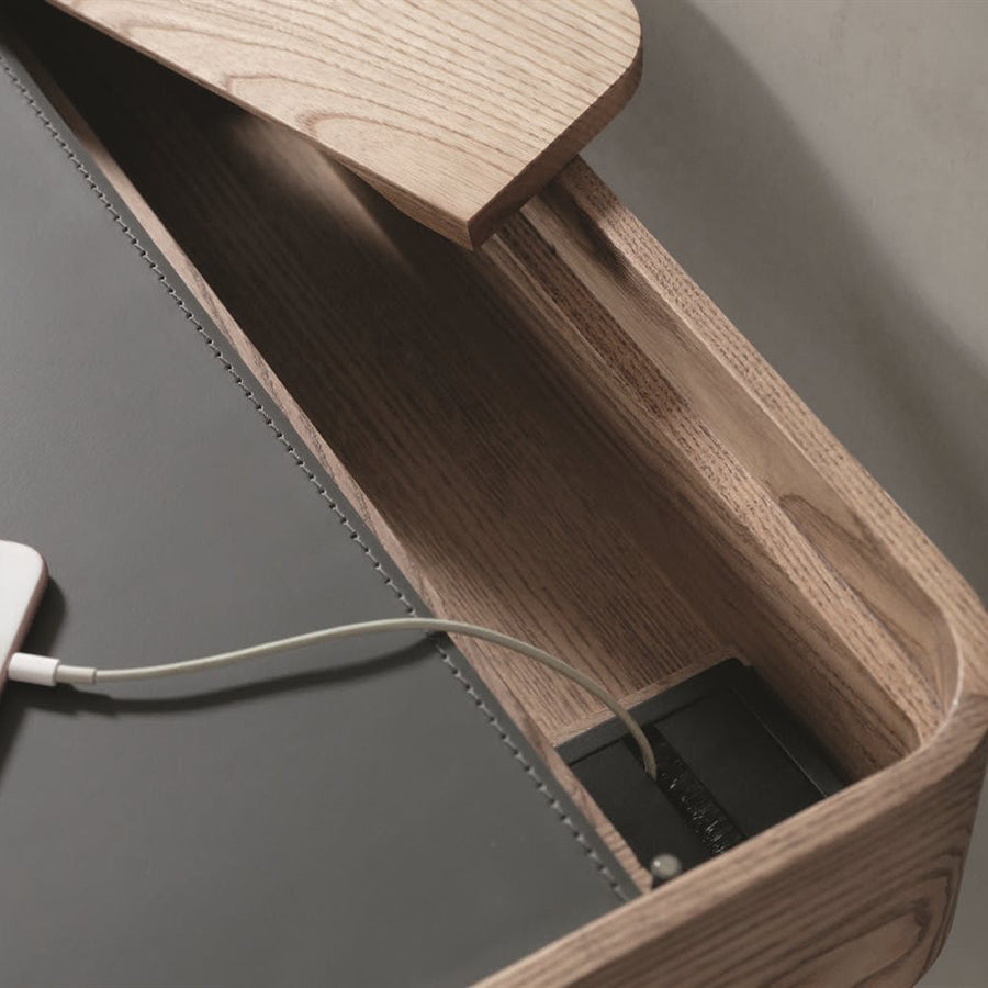 Porada Dafto Desk with Cuoietto leather Top, detail