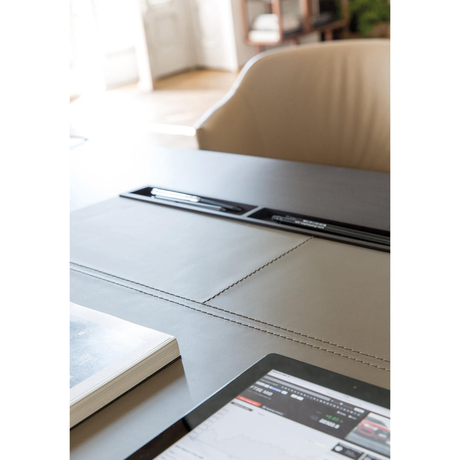 Porada Flavio Executive Desk, detail