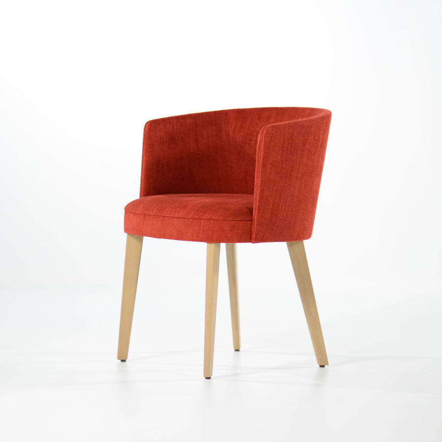 Potocco Lena Armchair 903/P turned profile | © Spencer Interiors