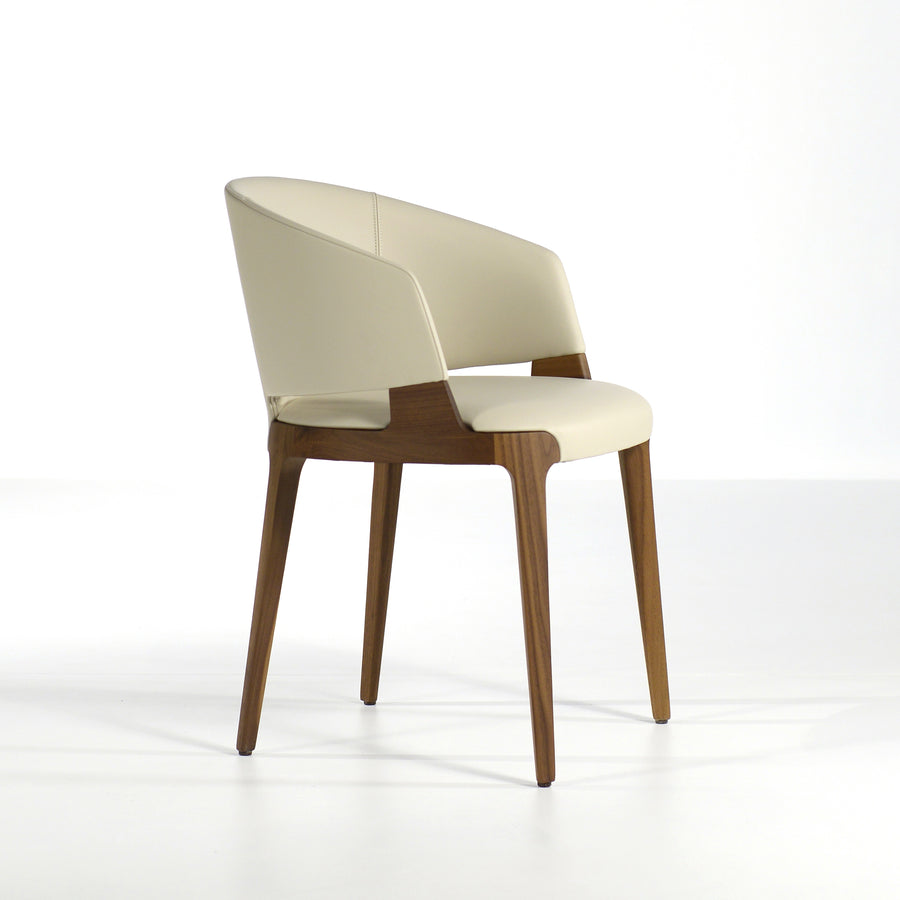 Potocco Velis Tub Chair 942/PA Walnut, profile | © Spencer Interiors