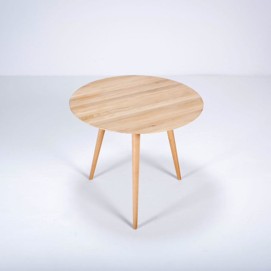 Gazzda Stafa Round Table in Solid Oak, 6