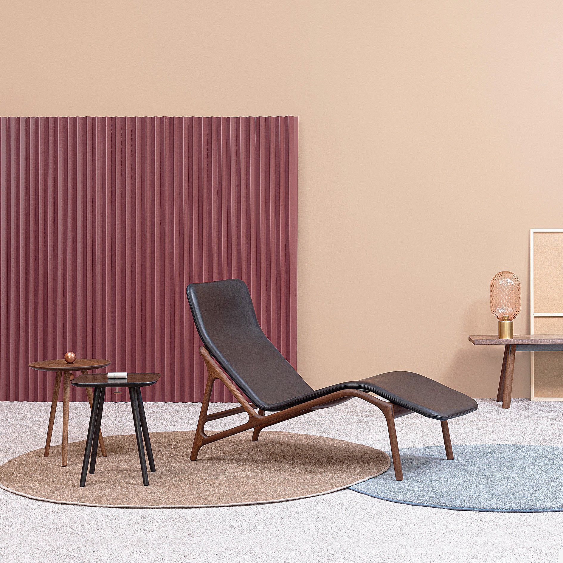 WOAK, Marshall Chaise Longue in Solid Wood – Spencer Interiors