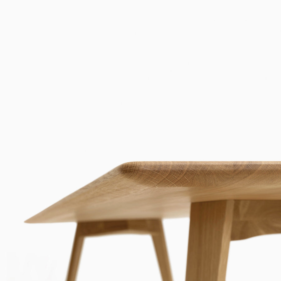 Zeitraum Twist Dining Table in Solid Oak, detail